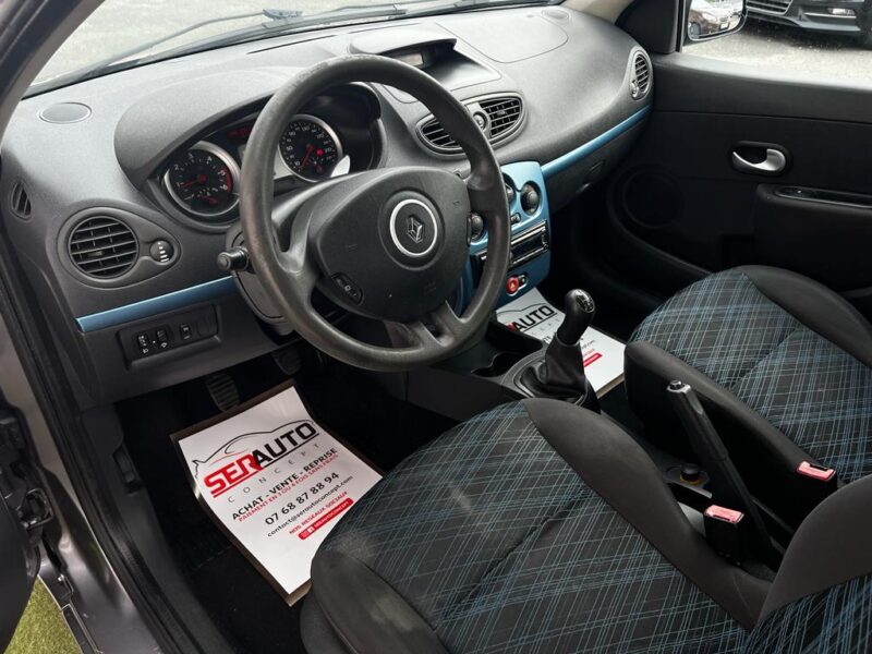 RENAULT CLIO III 2009