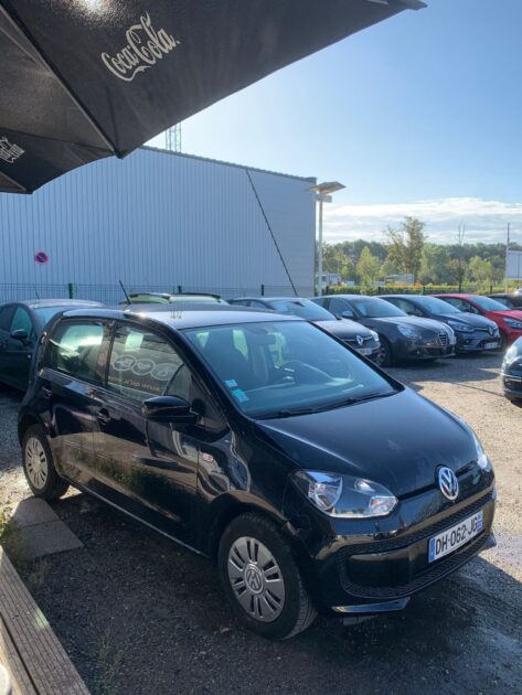 VOLKSWAGEN UP 