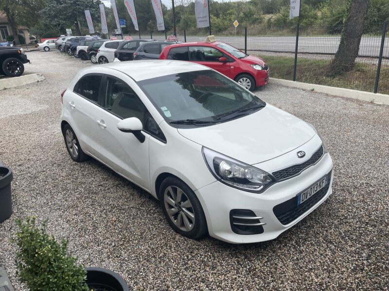 KIA RIO III 2015