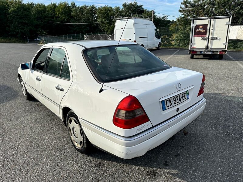 MERCEDES CLASSE C 1993