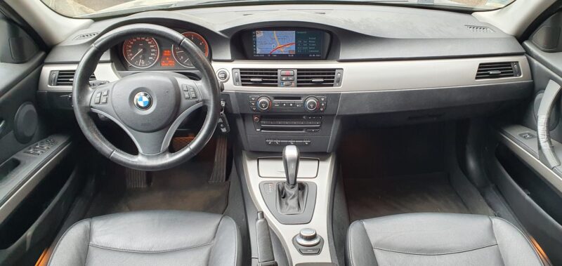 BMW Série 3 330 X-Drive Touring E91 231CV 