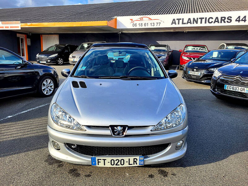 PEUGEOT 206 5 portes 2004