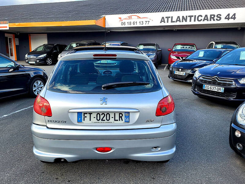 PEUGEOT 206 5 portes 2004