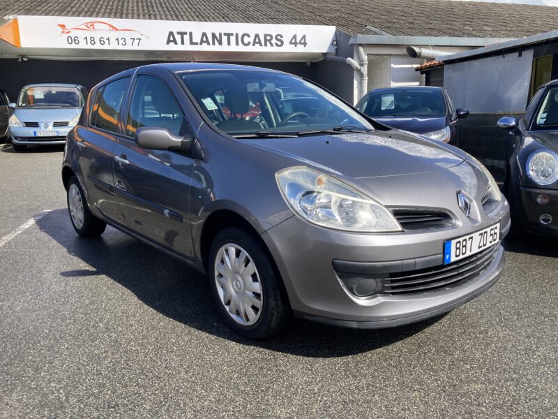 RENAULT CLIO III 2008