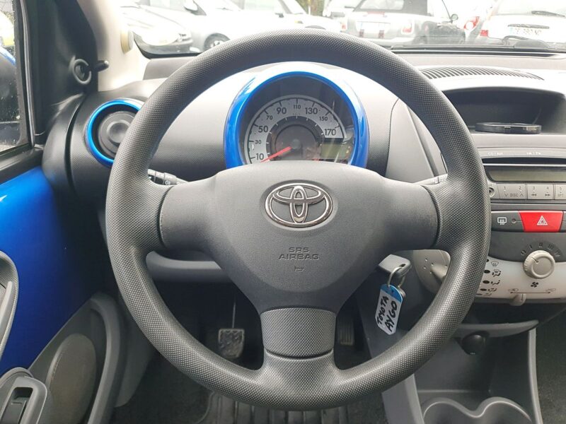 TOYOTA AYGO 2009