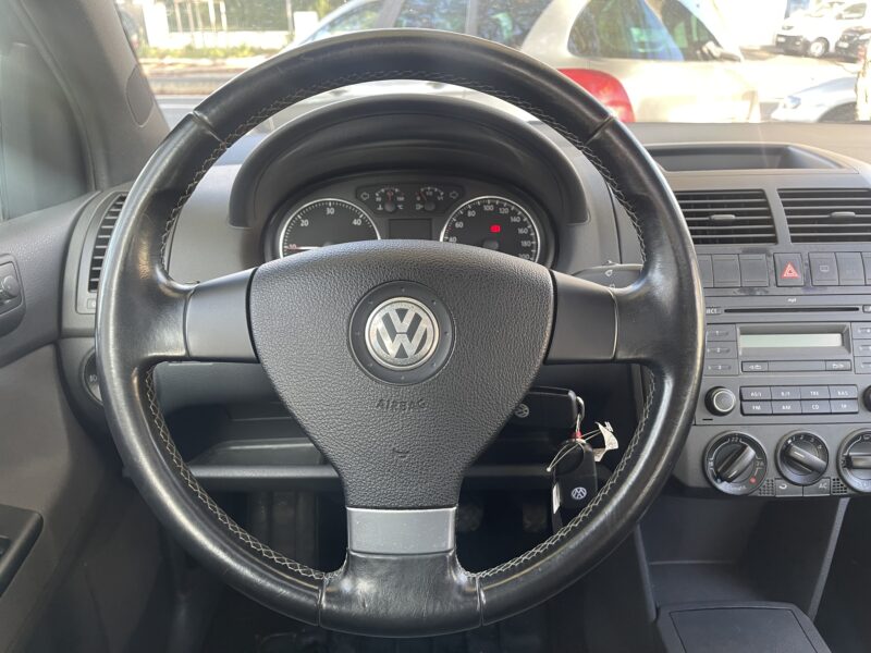 VOLKSWAGEN POLO 2009