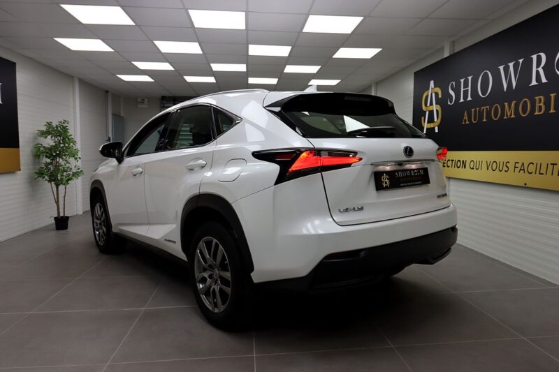 LEXUS NX300H 2016