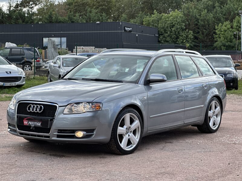 AUDI A4 AVANT S-LINE