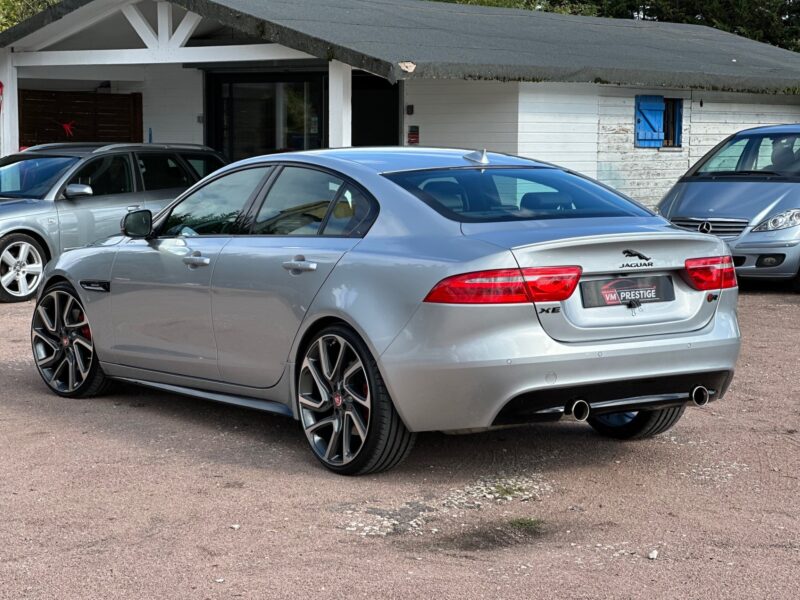 JAGUAR XE 2015