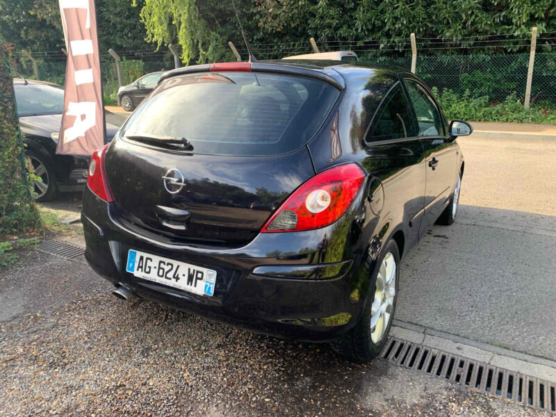 OPEL CORSA 2007 1.4i 90CV 