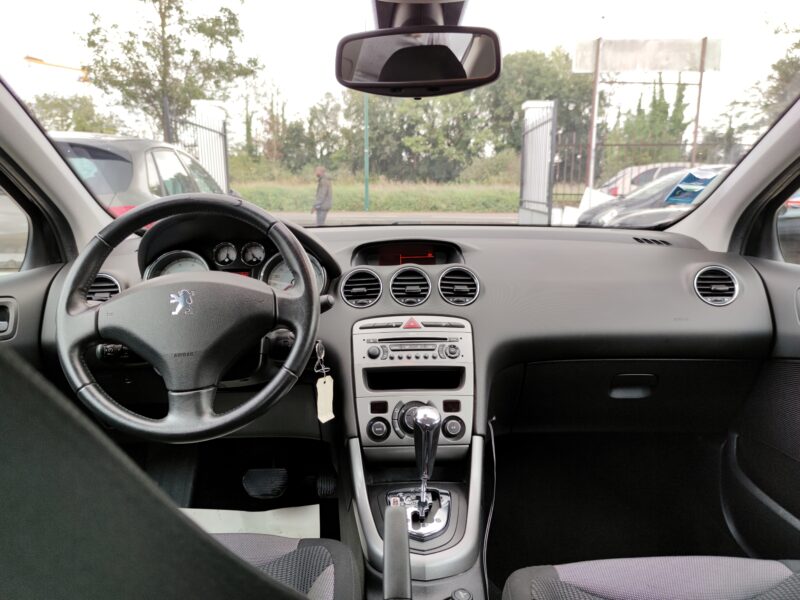 PEUGEOT 308 I 2009