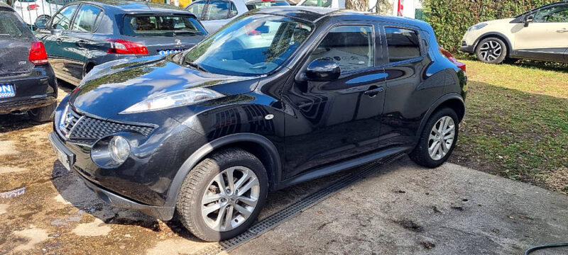 NISSAN JUKE 2012