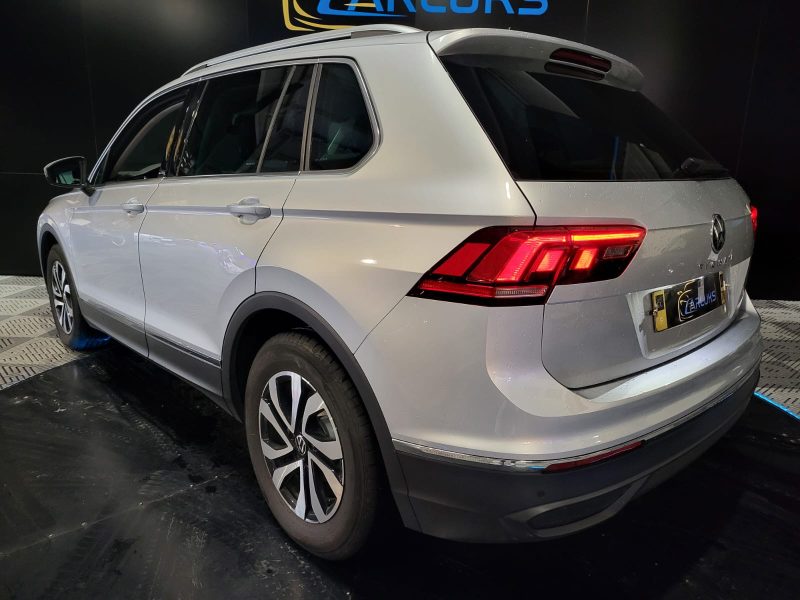 VOLKSWAGEN TIGUAN 2.0 TDI 150cv Active DSG7 // APPLE CARPLAY/CHARGEUR A INDUCTION/CAMERA DE RECUL