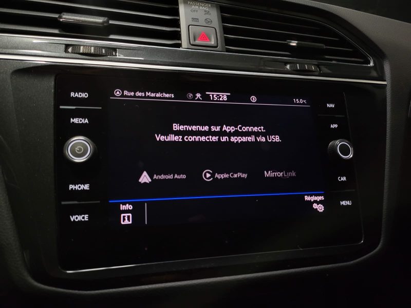 VOLKSWAGEN TIGUAN 2.0 TDI 150cv Active DSG7 // APPLE CARPLAY/CHARGEUR A INDUCTION/CAMERA DE RECUL