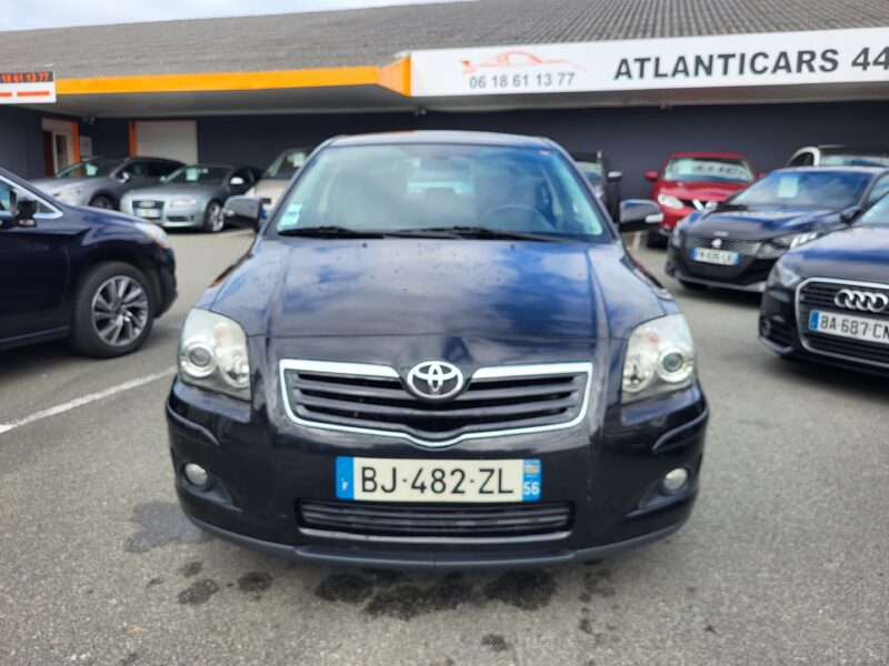 TOYOTA AVENSIS 2.0 D-4D 126 CV DYNAMIC