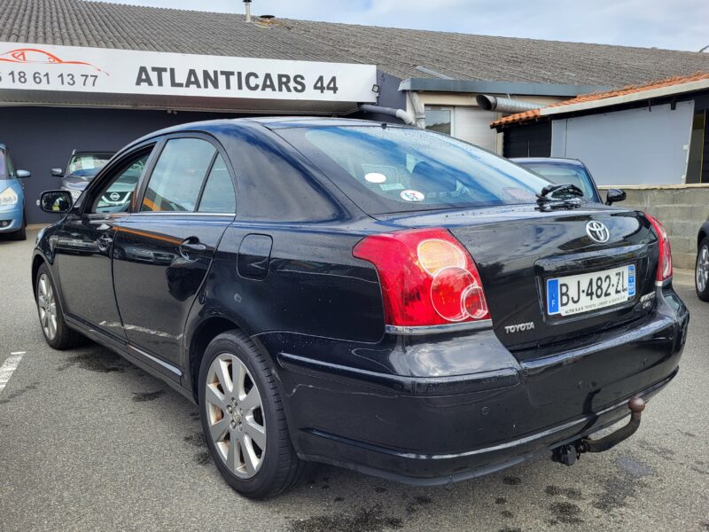 TOYOTA AVENSIS 2.0 D-4D 126 CV DYNAMIC