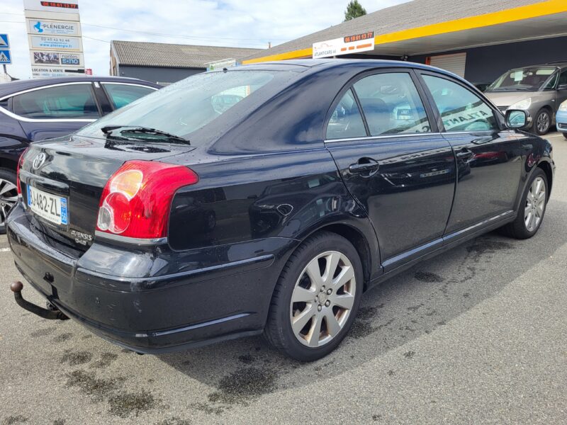 TOYOTA AVENSIS 2.0 D-4D 126 CV DYNAMIC