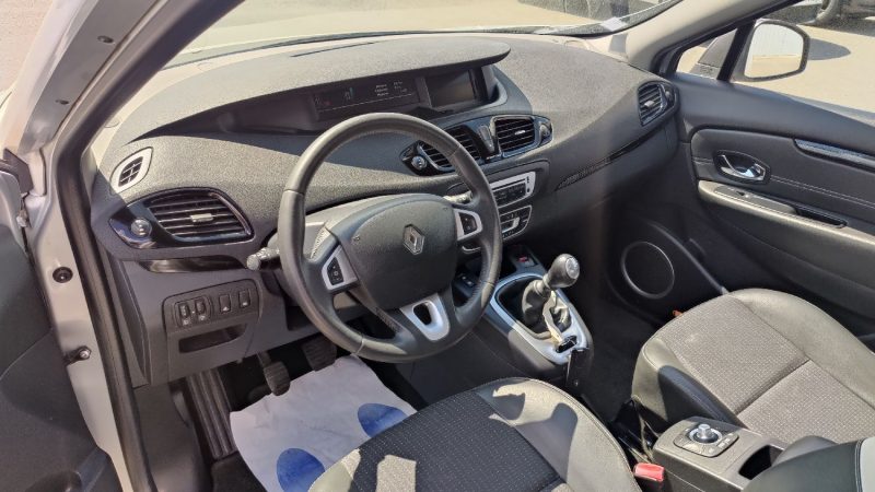 RENAULT SCÉNIC III 1.5 dCi 110cv DYNAMIQUE 