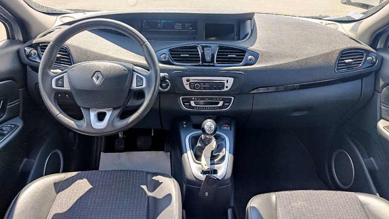 RENAULT SCÉNIC III 1.5 dCi 110cv DYNAMIQUE 