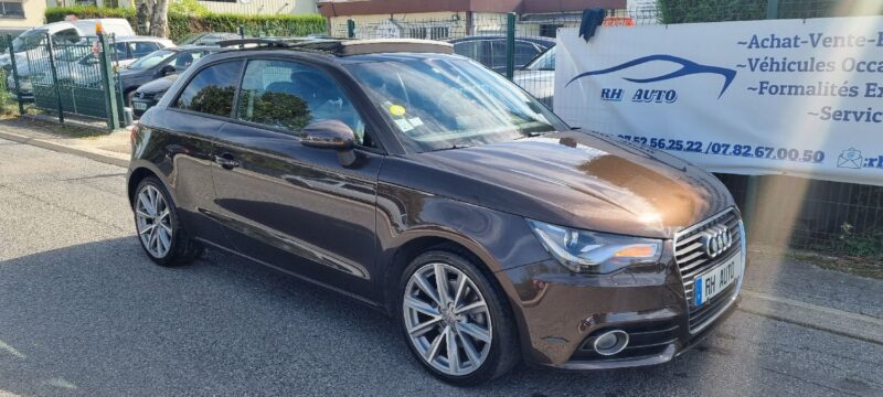 AUDI A1 TDI 1.6  105CH AMBUTION LUXE