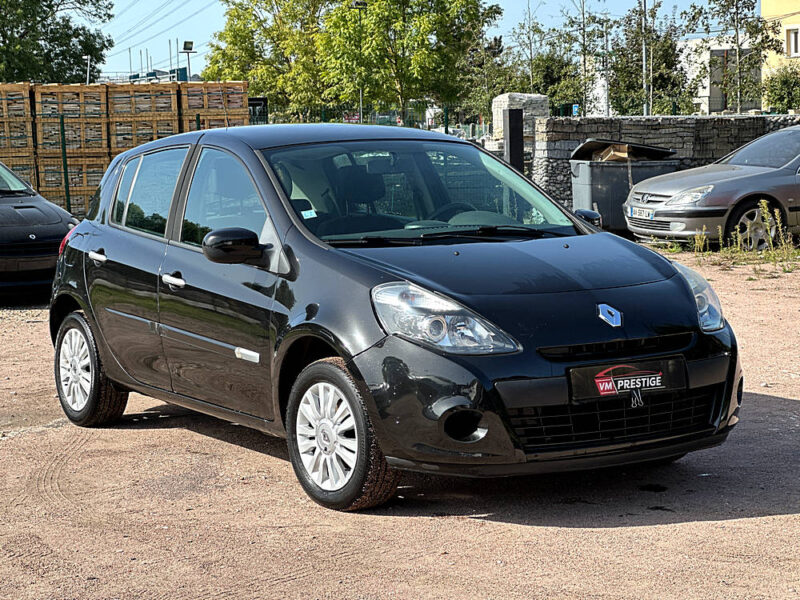 RENAULT CLIO 3 2010