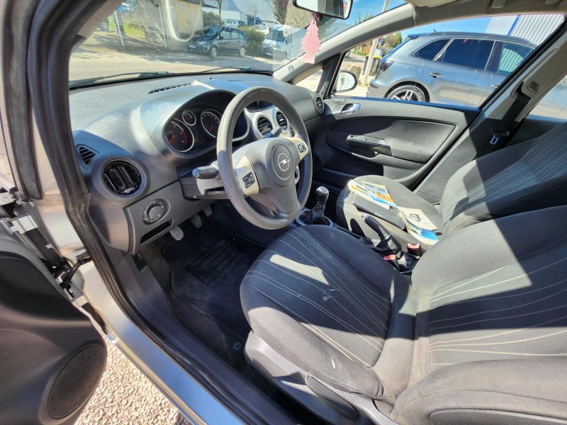 OPEL CORSA 2008