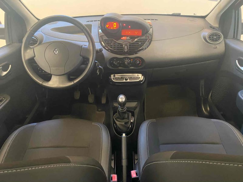 RENAULT TWINGO II 2011