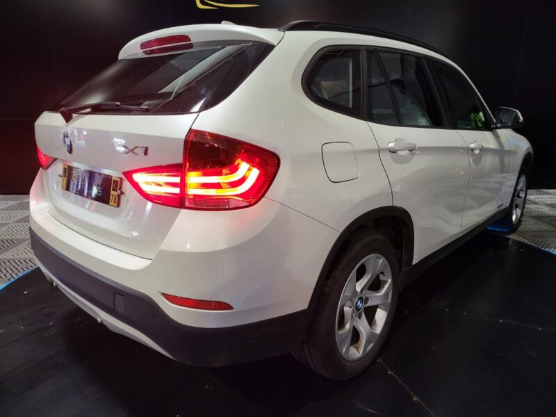 BMW X1 20i sDrive 184cv Lounge BVM6 / RADAR-AR/GPS/BLUETOOTH