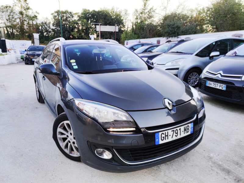 RENAULT MEGANE III Grandtour 2013