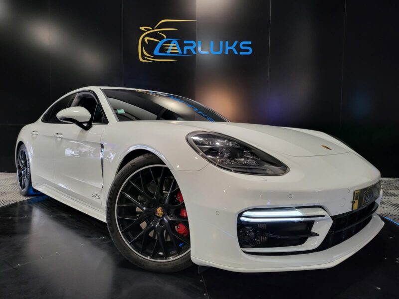 PORSCHE PANAMERA GTS 4.0 V8 460cv 4X4 / CAMERA DE RECUL/SIEGES CHAUFFANTS/SONO BOSE