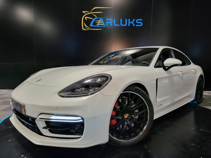 PORSCHE PANAMERA GTS 4.0 V8 460cv 4X4 / CAMERA DE RECUL/SIEGES CHAUFFANTS/SONO BOSE