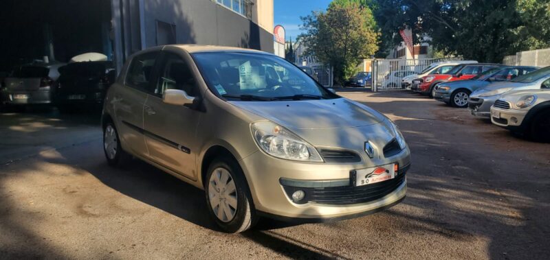 Renault Clio III 1.5l Dci 68ch, *Idéale jeune conducteur*, 