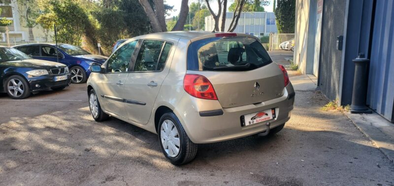 Renault Clio III 1.5l Dci 68ch, *Idéale jeune conducteur*, 