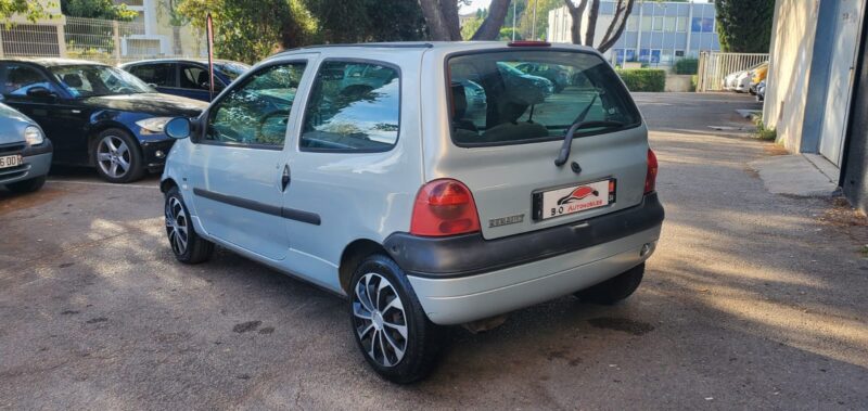 Renault twingo 1 phase 2 1.2i 75ch