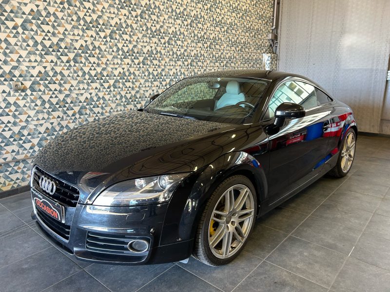 AUDI TT  211 cv  