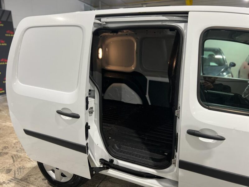 RENAULT KANGOO EXPRESS II 2015