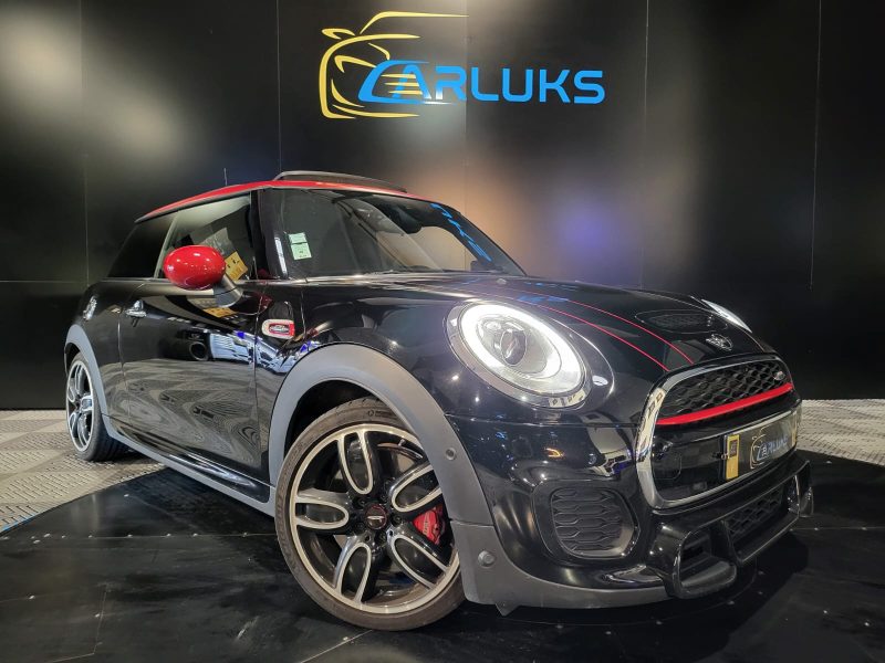 MINI COOPER JCW 2.0i 16v 231cv BVA // SIEGES CHAUFFANT/AFFICHAGE TETE HAUTE/RADAR-AV-AR