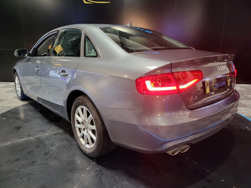 AUDI A4 2.0 TDI 150cv Business Line Multitronic // RADAR-AR/GPS/BLUETOOTH