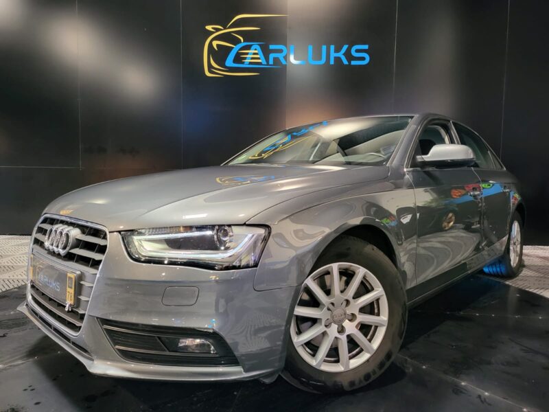 AUDI A4 2.0 TDI 150cv Business Line Multitronic // RADAR-AR/GPS/BLUETOOTH