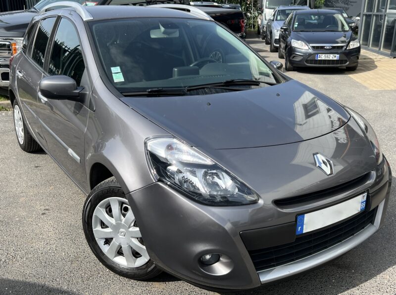 RENAULT CLIO 3 III PHASE 2 ESTATE 1.2 100 Cv BREAK / GPS TOMTOM BLUETOOTH CRIT AIR 1 - Garantie1an