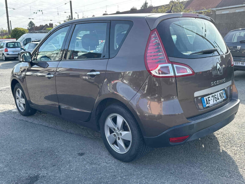 RENAULT SCENIC III 2009