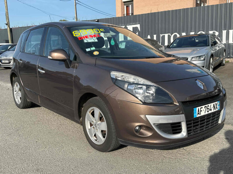 RENAULT SCENIC III 2009