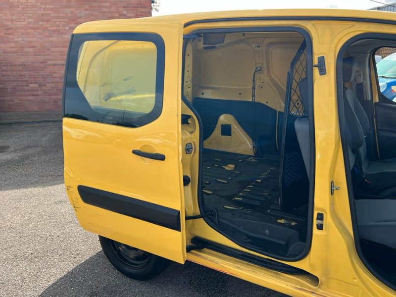 CITROEN BERLINGO Camionnette/Monospace 2016