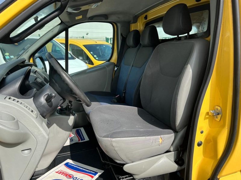 RENAULT TRAFIC II Camionnette 2014