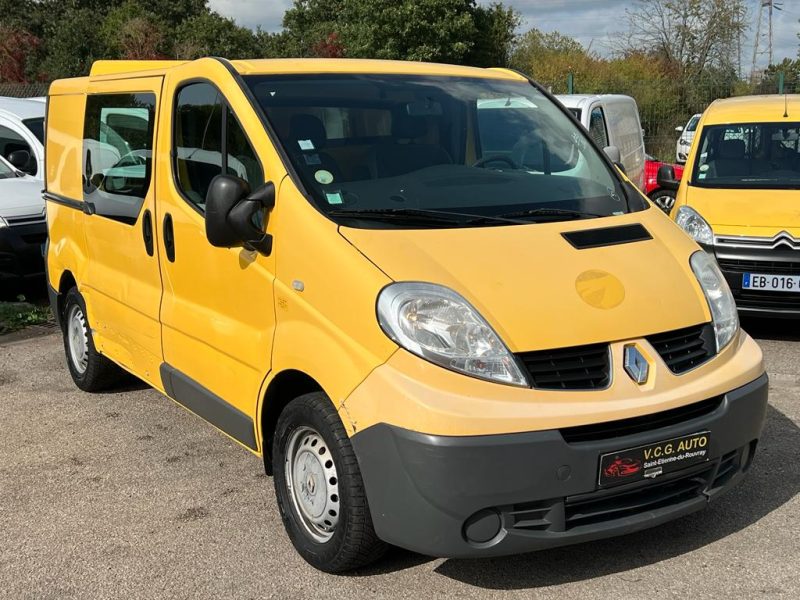 RENAULT TRAFIC II Camionnette 2014