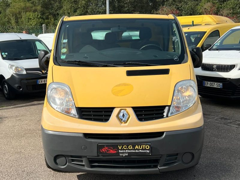 RENAULT TRAFIC II Camionnette 2014