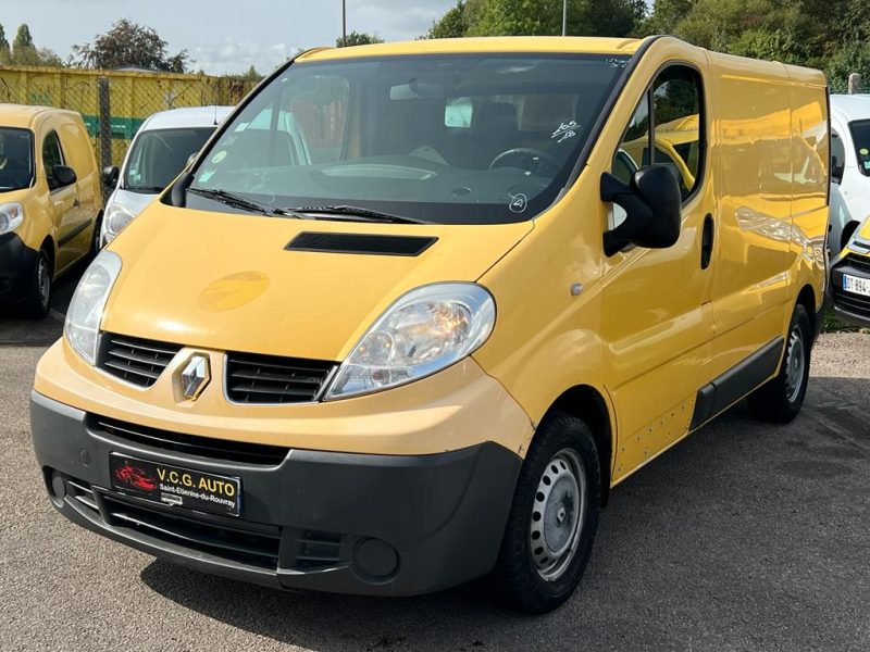 RENAULT TRAFIC II Camionnette 2014