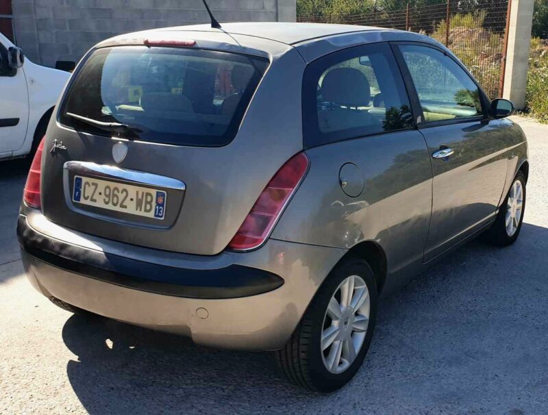 LANCIA YPSILON 2005