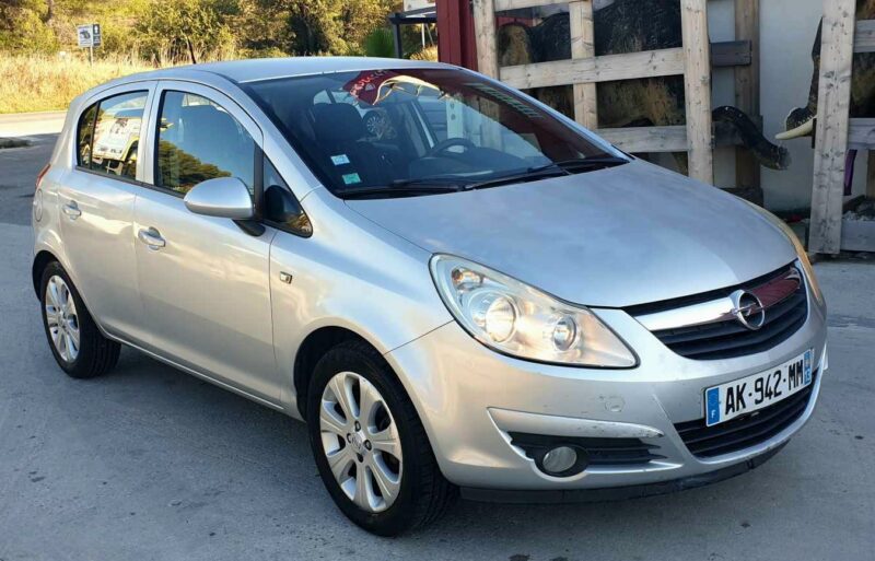 OPEL CORSA D 2008