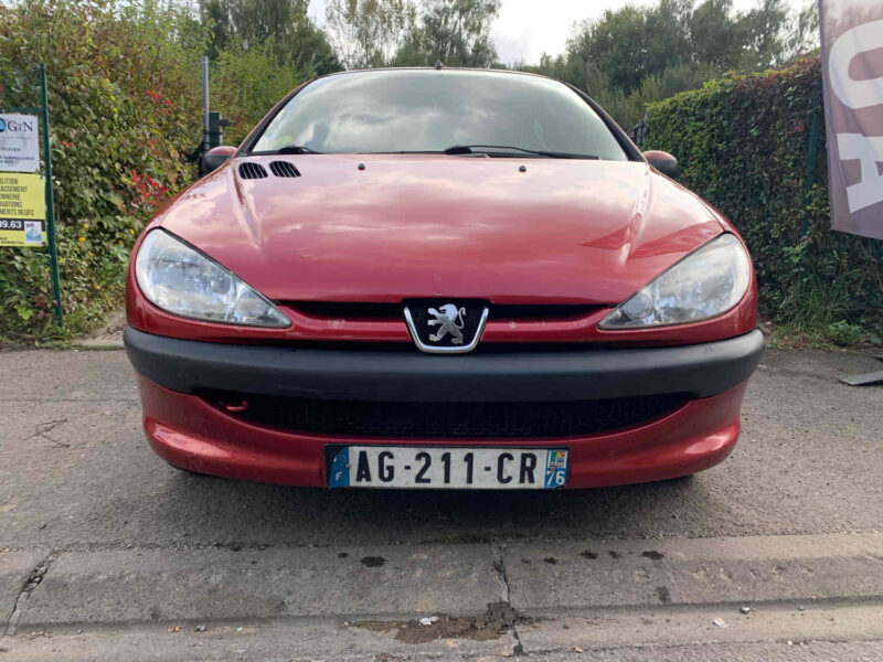 PEUGEOT 206 1.4i 75CV 